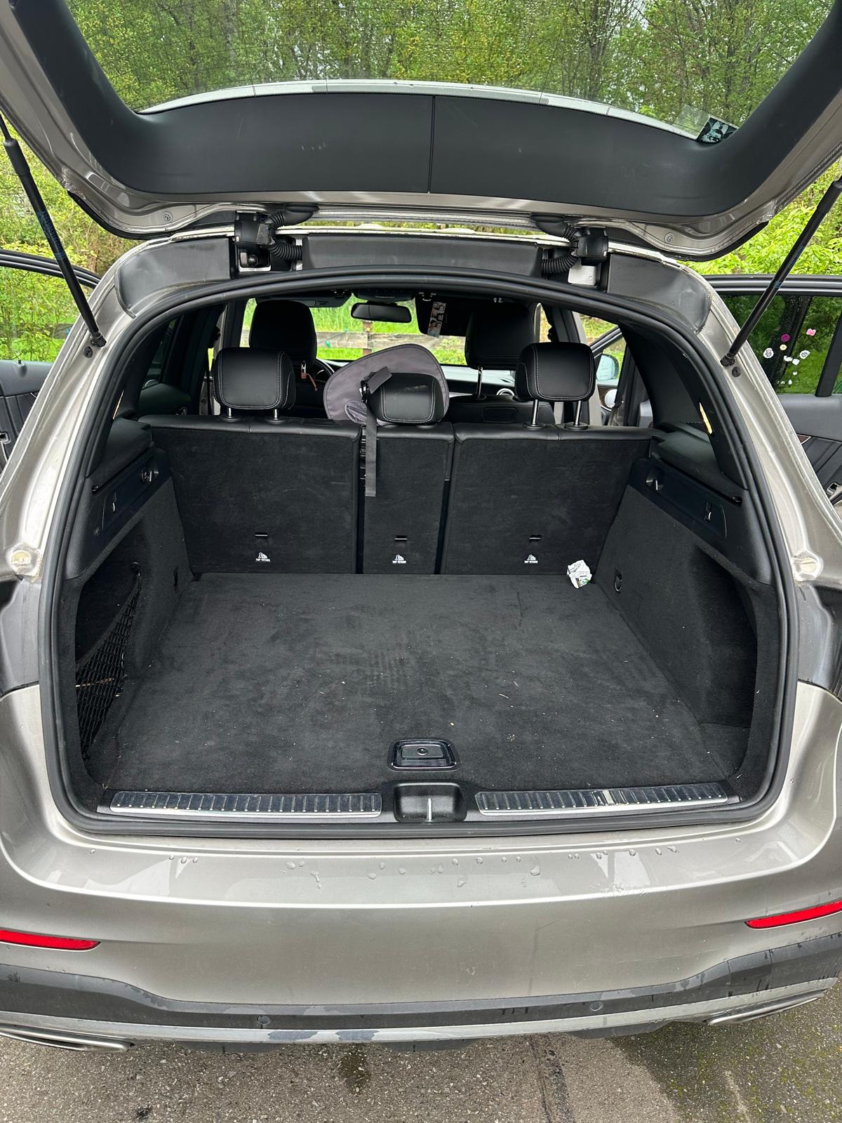 Mercedes interior before detailing